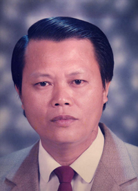 737475學年度家長會長盧富雄先生 737475學年度家長會長盧富雄先生