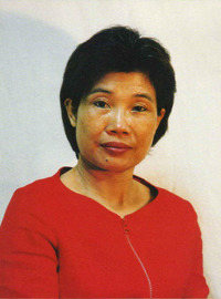 90學年度家長會長姜梅紅女士 90學年度家長會長姜梅紅女士